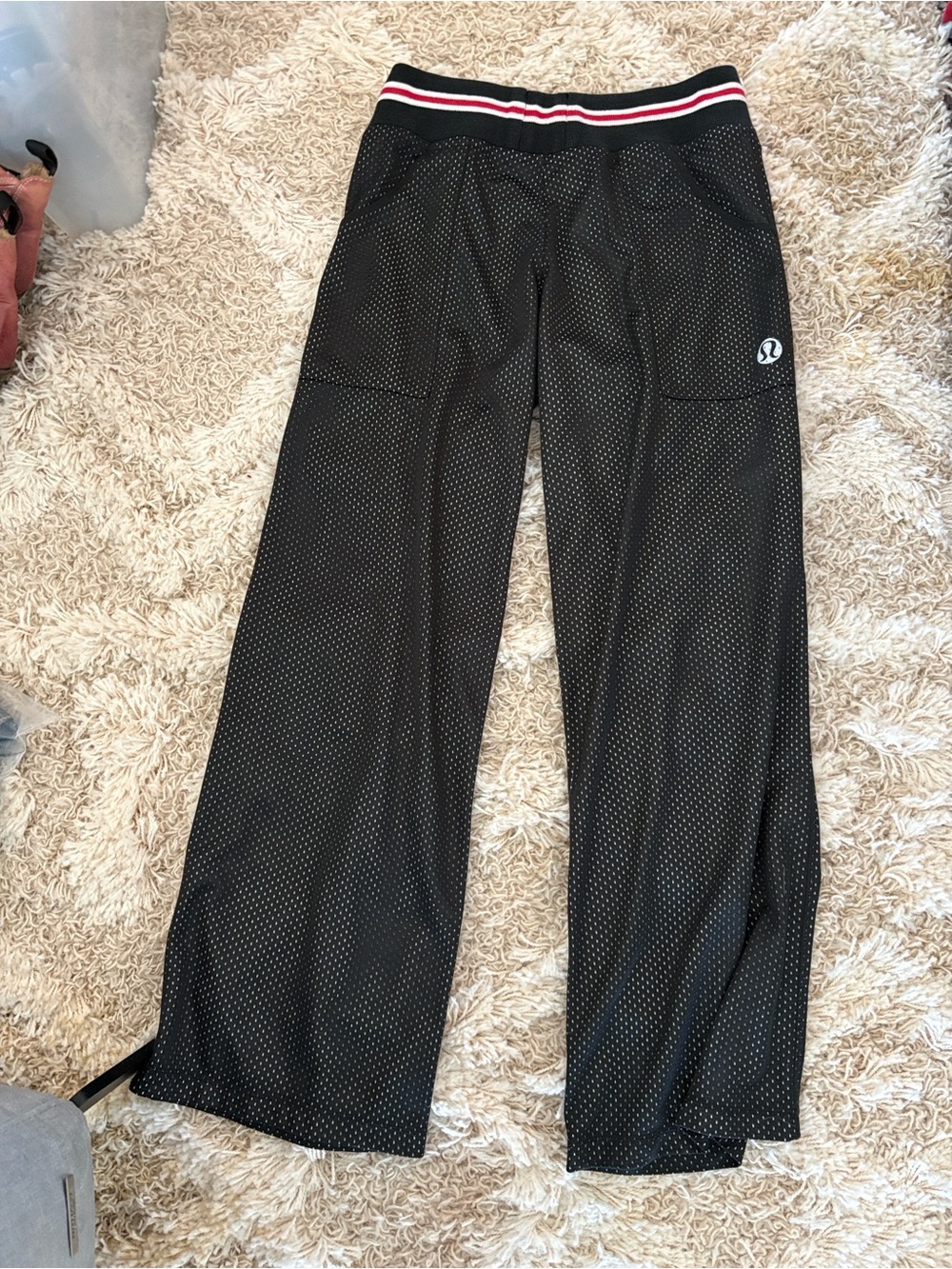 lululemon athletica women’s  Black Athletic Pants with Polka Dot Detail